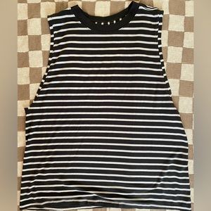 All Your Tank Top 🖤🤍